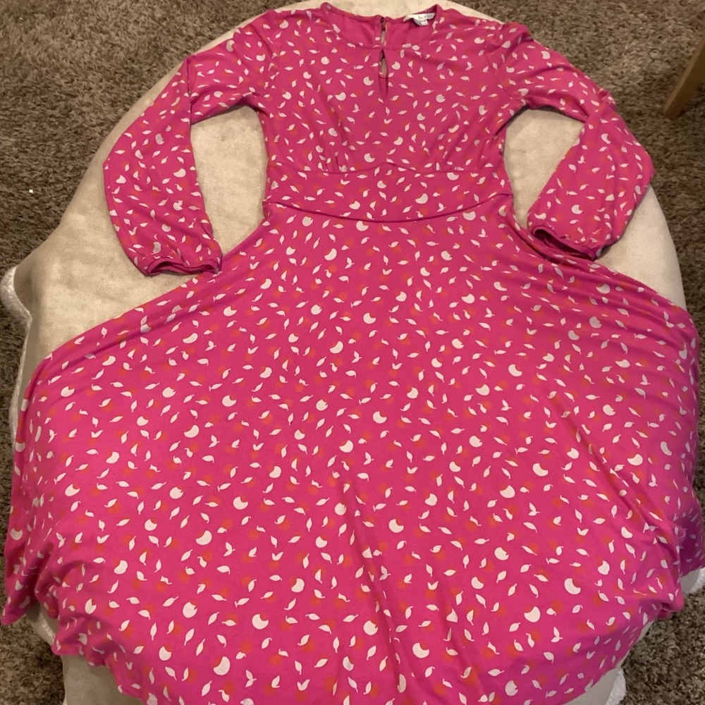 Boden Marilyn Dress in Pink Flambe Apples (abstract apple print), Size 6 Long - Picture 4 of 6